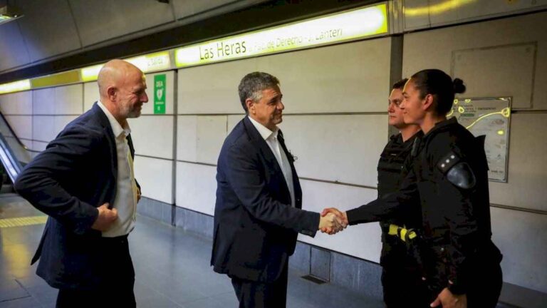 caba:-la-policia-usara-pistolas-taser-en-las-lineas-de-subte