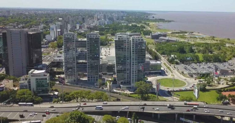 un-grupo-de-desarrolladores-y-un-ex-futbolista-busca-renovar-el-complejo-alrio-en-vicente-lopez-con-marcas-extranjeras