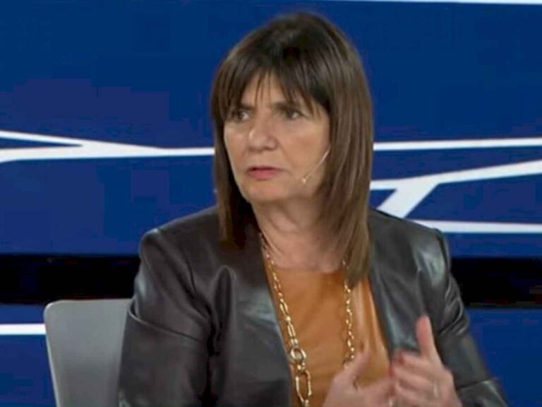 patricia-bullrich-hablo-de-la-polemica-en-los-martin-fierro-de-cine-e-ironizo-sobre-los-dichos-de-los-actores:-se-perdio-la-ficcion-de-un-pais