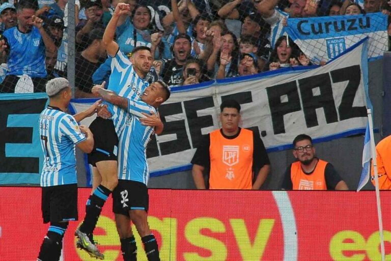 a-que-hora-juega-racing-hoy-vs-corinthians,-donde-ver-y-formacion