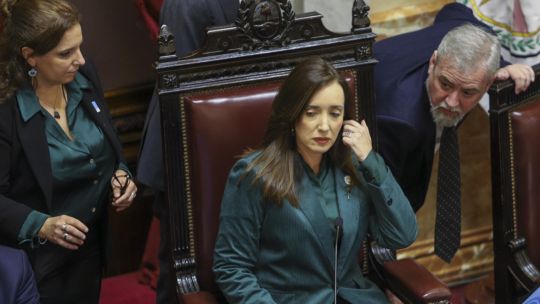 Parálisis en el Senado: la figura de Villarruel, fechas tentativas para sesionar y el informe de Francos