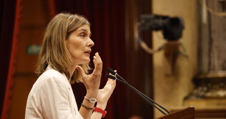 Albiach (Comuns) tacha de «muy mala noticia» que Trump gane y ve triunfo de la política del odio