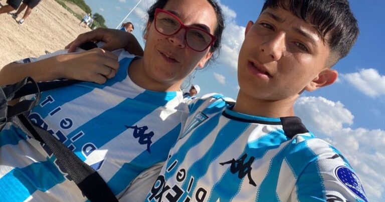 Cómo viajó a Asunción el famoso alcanzapelotas de Racing y quiénes le dieron las entradas