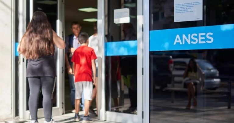 ANSES deja de ofrecer créditos con mejores tasas que los bancos por decisión del Gobierno