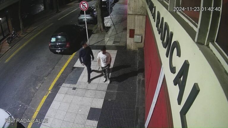 Lousteau denunció otro ataque a la sede de la UCR y lo vinculan con la comisión de Inteligencia