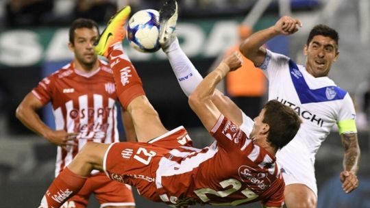 Vélez Sarsfield se mide ante Unión con el objetivo de alcanzar el campeonato: horario, TV y formaciones