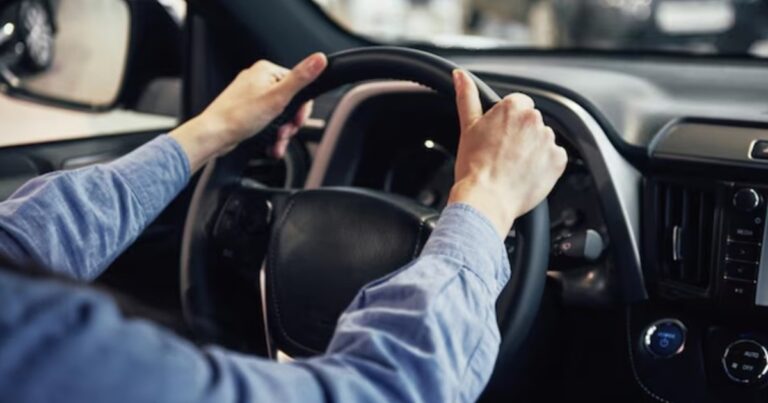 Las 5 claves de la desregulación del transporte: cualquier auto con seguro y VTV podrá trasladar pasajeros