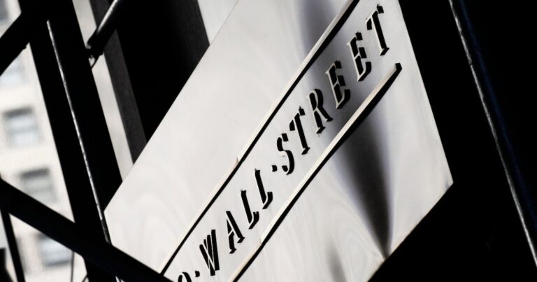La nueva adicción en Wall Street: banqueros consumen pastillas para el TDAH para soportar jornadas de hasta 90 horas semanales