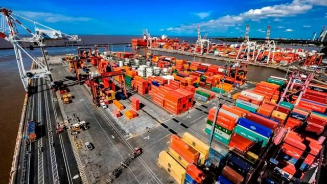 El Gobierno sentencia el fin de la Administración General de Puertos, un «antro de corrupción»