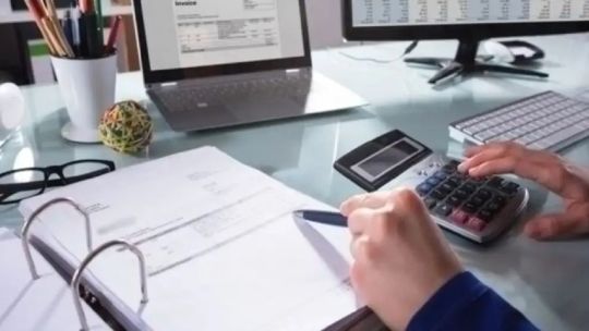 Peso fuerte: cómo impactaría una posible reducción del crawling peg en el mercado de los créditos