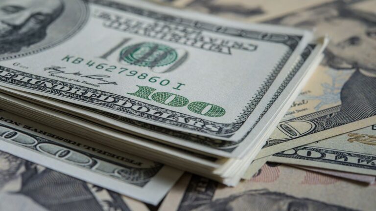 Dólar blue hoy minuto a minuto: a cuánto está este jueves 23 de enero