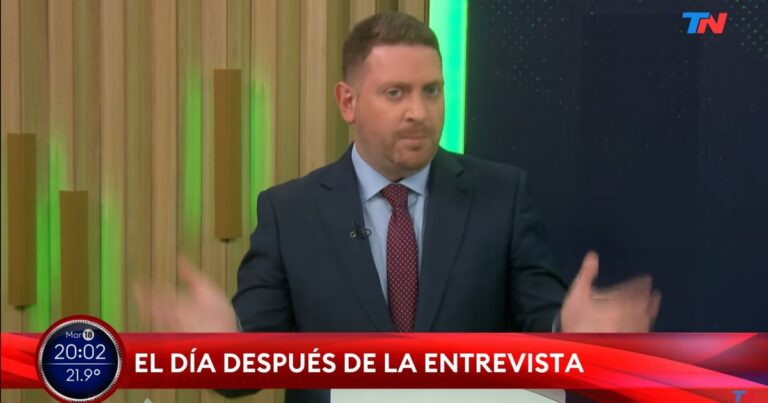 El descargo de Jonatan Viale en TN: «Me faltó firmeza para mandarlo a la mierda a Santiago Caputo»