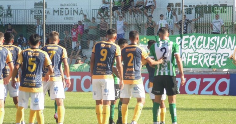 Dock Sud le ganó un partidazo a Laferrere y San Carlos se prendió a la punta