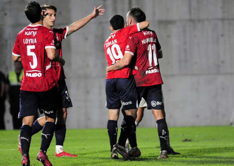 Apertura 2025: juegan San Lorenzo-Independiente y Racing-Huracán