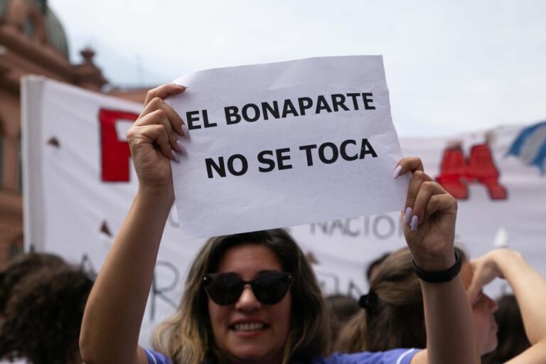 Cerraron las residencias en salud mental del Hospital Laura Bonaparte