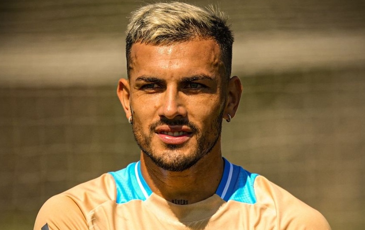 Las fotos de la mansión que Leo Paredes se compró en un country de Buenos Aires