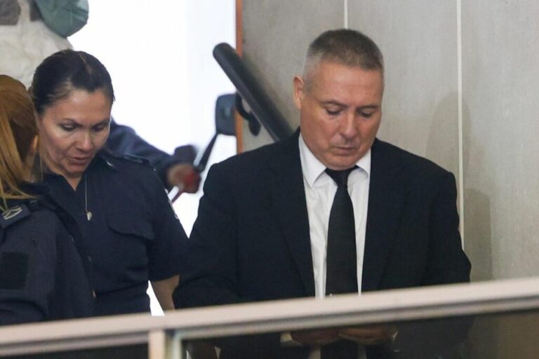 Stinfale, en el juicio por Maradona: «Si lo cuidaba Verónica Ojeda, Diego no se moría»