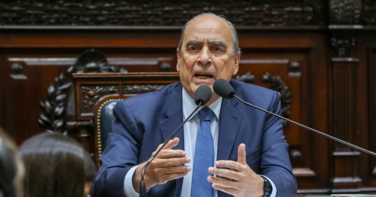 Semana «kripto» para Milei, con tres ministros interpelados