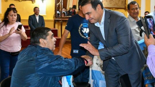 Gustavo Valdés recibió a los excombatientes que viajaron a las Malvinas