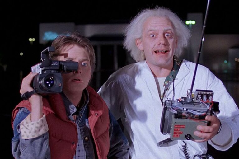 Así están hoy las casas reales y las locaciones de Volver al futuro