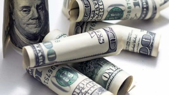 A cuánto cerró el dólar blue hoy, jueves 19 de junio de 2025