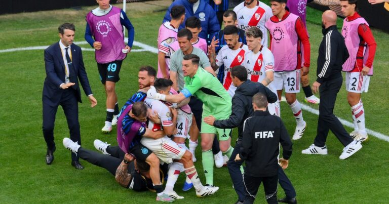 El final furioso de Acuña: cruce con Chivu, furia con Dumfries y el tackle de River para frenarlo