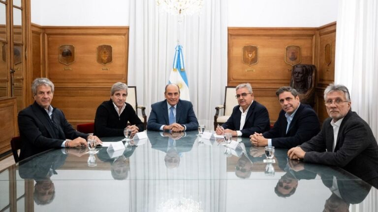 Se intensifica la pelea del gobierno con las provincias por los fondos