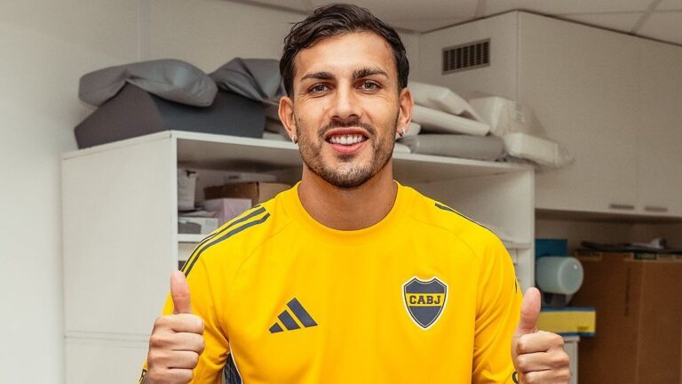 Leandro Paredes tuvo su show de regreso, con el amor de Boca y una Bombonera extasiada