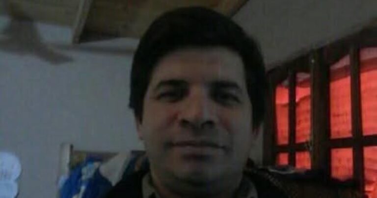 Violó la perimetral y atacó a su ex pareja delante de sus cuatro hijos: la mujer está muy grave