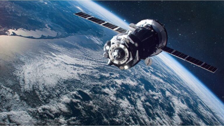 El insólito nuevo problema de los satélites de Starlink: no chocarse entre si