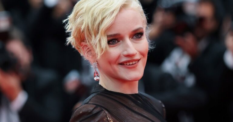 Julia Garner, la actriz de La hora de la desaparición que conquistó a Madonna