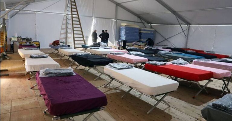 Neuquén. Parador nocturno Qué festejan?