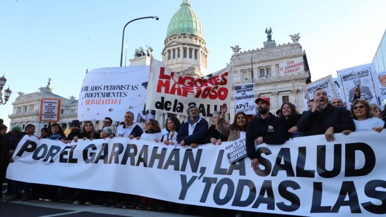 Trabajadores del Hospital Garrahan vuelven al paro tras el veto a la Ley de Emergencia Pediátrica