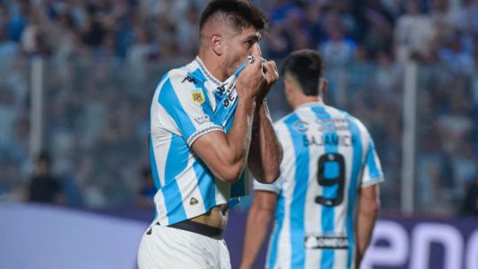Con algunos suplentes, River fue una sombra en Tucumán y cayó 2-0 ante Atlético