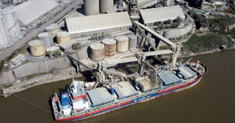 Vuelan los registros para exportar granos tras la baja a cero de las retenciones: ya se cubrió el 60% del cupo de los US$ 7.000 millones
