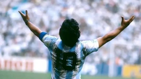 Diego Maradona y el romance eterno con la Copa del Mundo: el emotivo homenaje de la FIFA a 86 días del Mundial