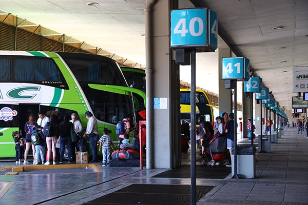 Vista de la estación de ómnibus de Retiro en Buenos Aires