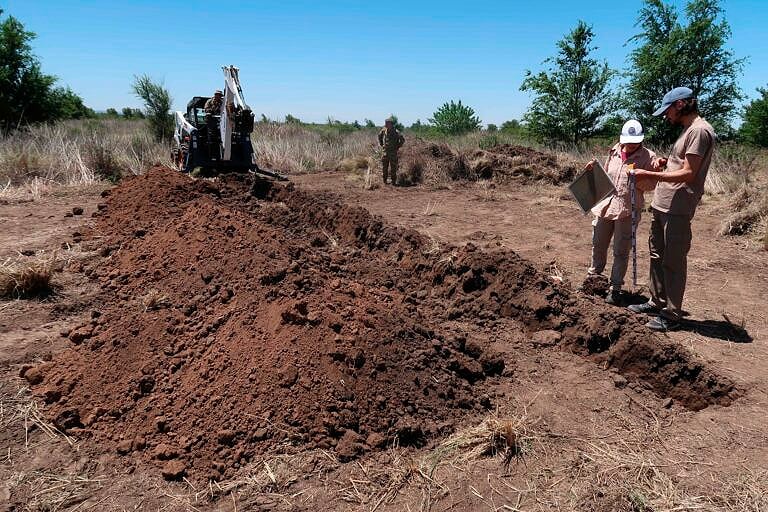 Trabajos de búsqueda de restos en el ex centro clandestino La Perla, Córdoba
