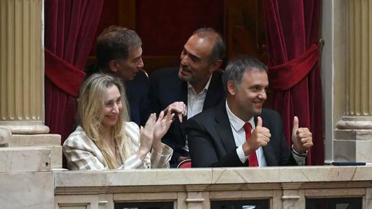 Diputados de La Libertad Avanza en sesión legislativa en el Congreso de la Nación.