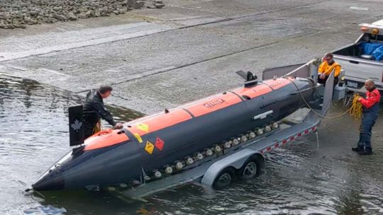 Dron submarino Solus-LR de Cellula Robotics en el océano