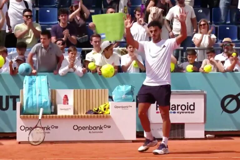 Francisco Cerúndolo durante el partido contra Alexander Blockx en el Masters 1000 de Madrid