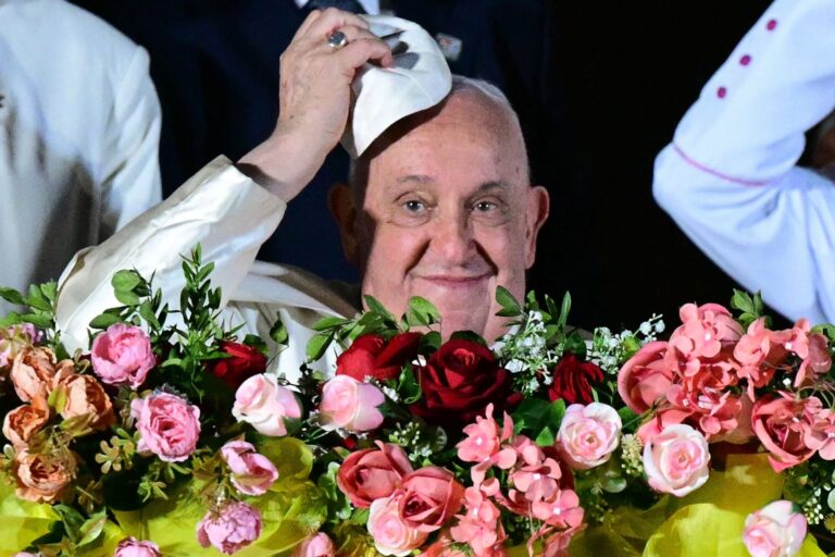 Acto conmemorativo por el papa Francisco en la Basílica de Luján
