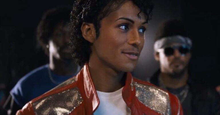 Jaafar Jackson en una escena de la biopic Michael