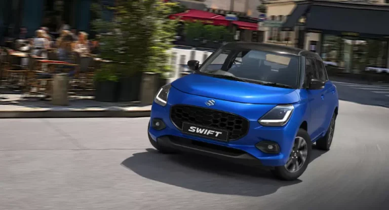 Nuevo Suzuki Swift Híbrido 2025 en color azul metálico, vista frontal