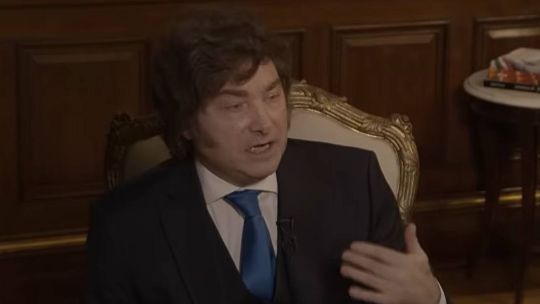 El presidente Javier Milei durante una entrevista en televisión.