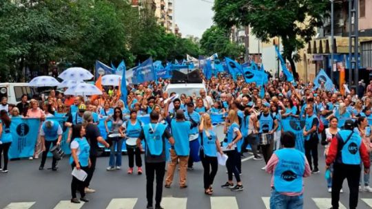 Reunión de negociación paritaria docente en el Ministerio de Trabajo de Córdoba