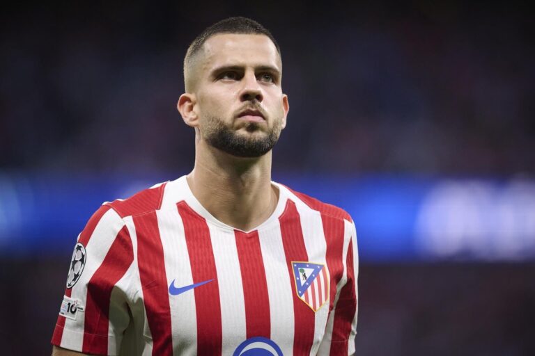 Dávid Hancko durante un partido del Atlético de Madrid