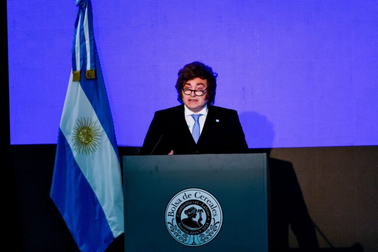 Presidente Javier Milei hablando en el 172° aniversario de la Bolsa de Cereales de Buenos Aires