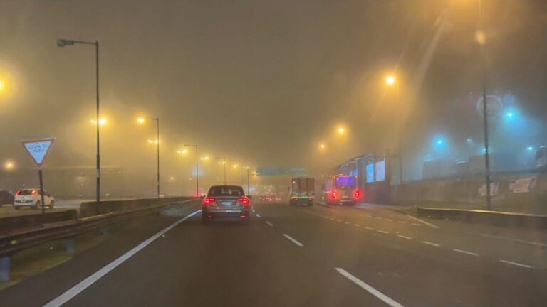 Niebla en la autopista Panamericana