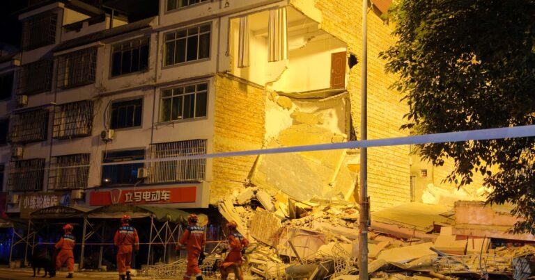 Zona afectada por el terremoto en Guangxi, China